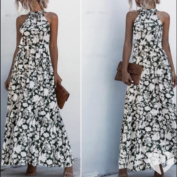 Dresses & Skirts - COPY - Boho gypsy halter maxi dress